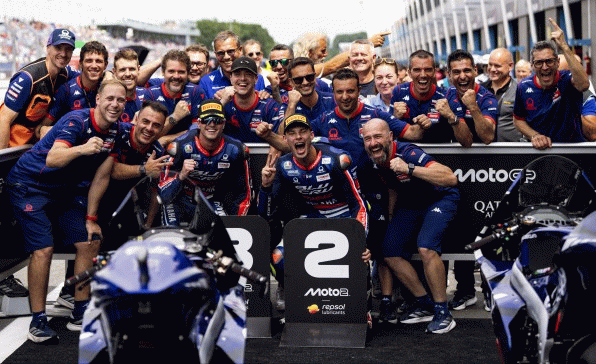 Double Front-Row for BLU CRU Pramac Yamaha Moto2: Alberto Ferrández and Izan Guevara to Start Dutch GP from P2 & P3