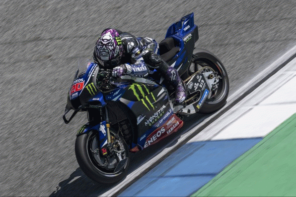 Monster Energy Yamaha MotoGP Take P18 and P19 on Day 1 of Testing in Thailand