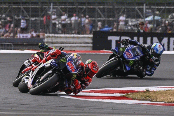 Monster Energy Yamaha MotoGP Show Fighting Spirit in British GP Sprint