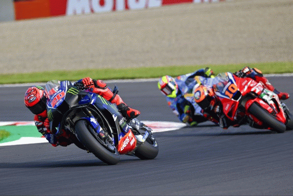 Quartararo and Rins Show Grit in Japanese Sprint