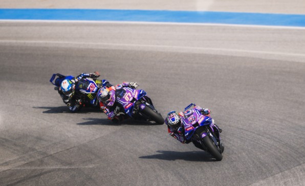 Determined Charge from Miller and Razgatlıoğlu in Season-Opening Thai Sprint