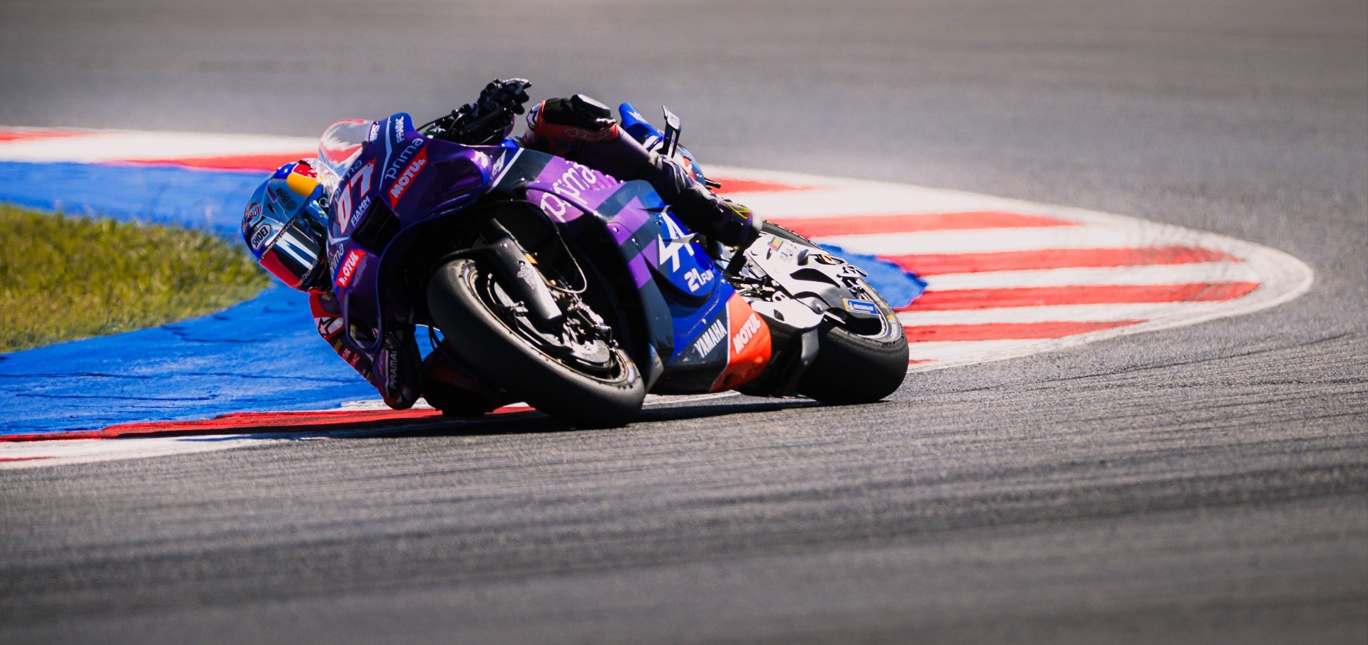 Toprak Fights to P12, Miller Retires after Crash